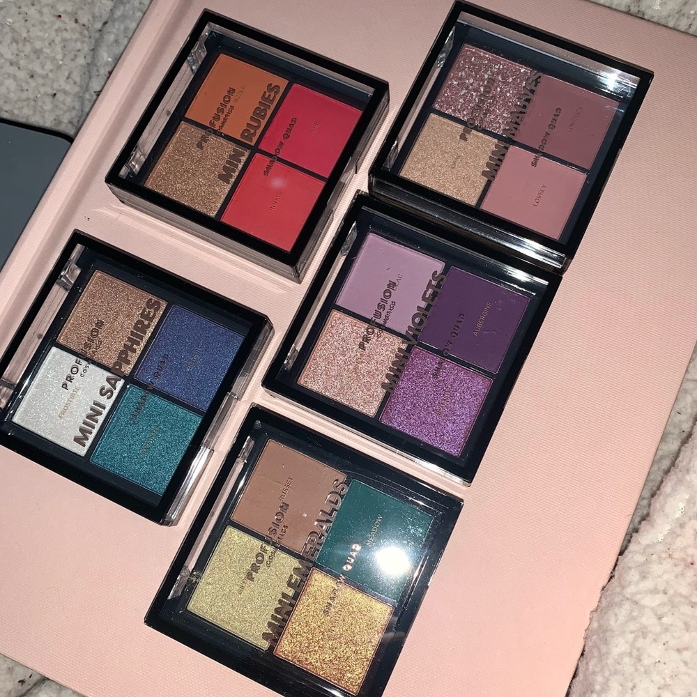 🆕✨ LOT OF 5: Holiday Eyeshadow Quads - Limited Edition - Profusion Cosmetics - Picture 3 of 11